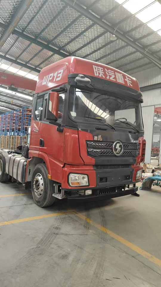 SHACMAN X3000 - Тягач: фото 1 SHACMAN X3000 - Тягач: фото 1