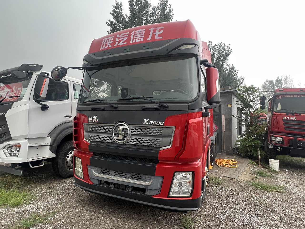 SHACMAN X3000 - Тягач: фото 1 SHACMAN X3000 - Тягач: фото 1