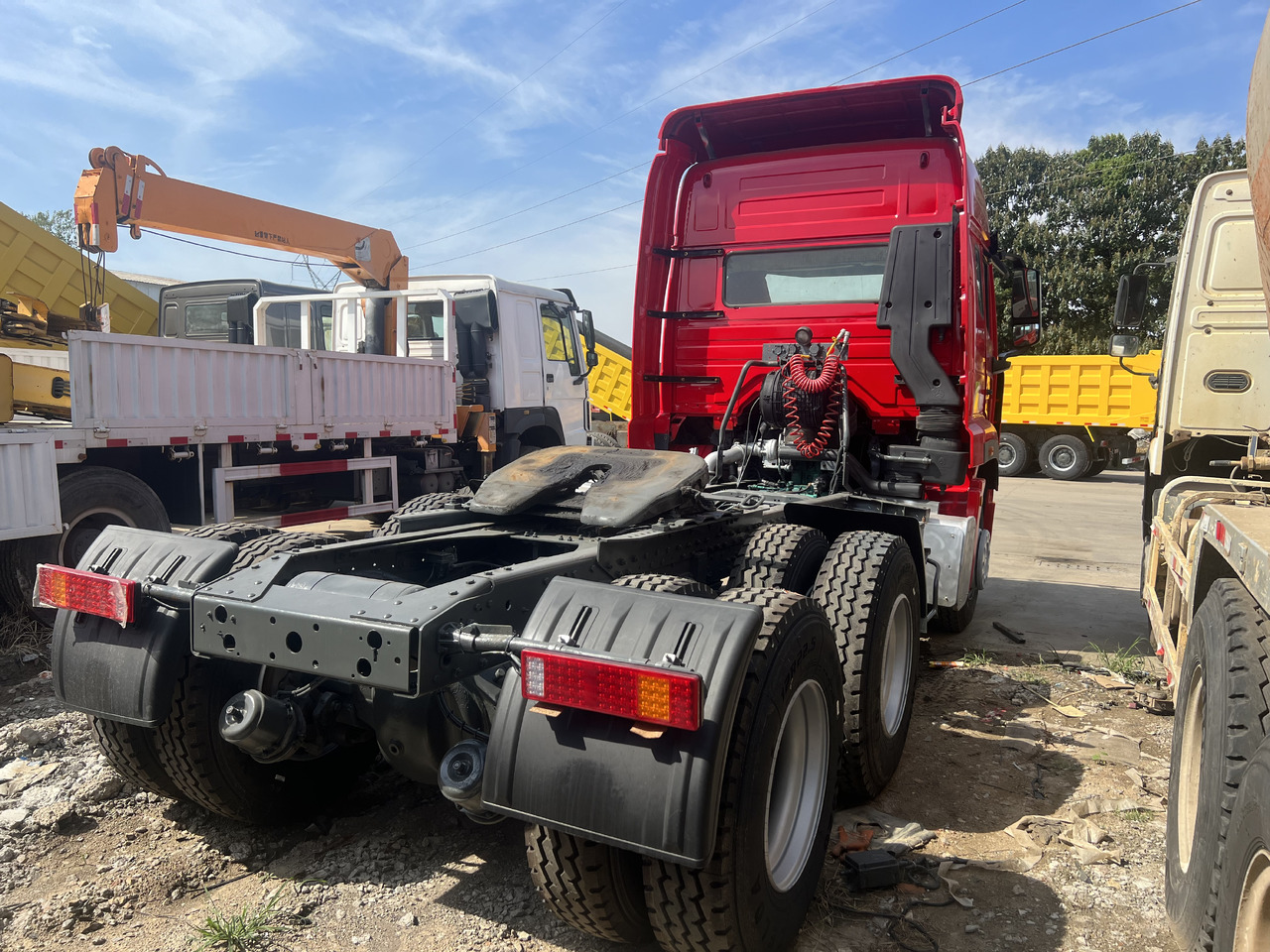 Тягач SINOTRUK HOWO: фото 10