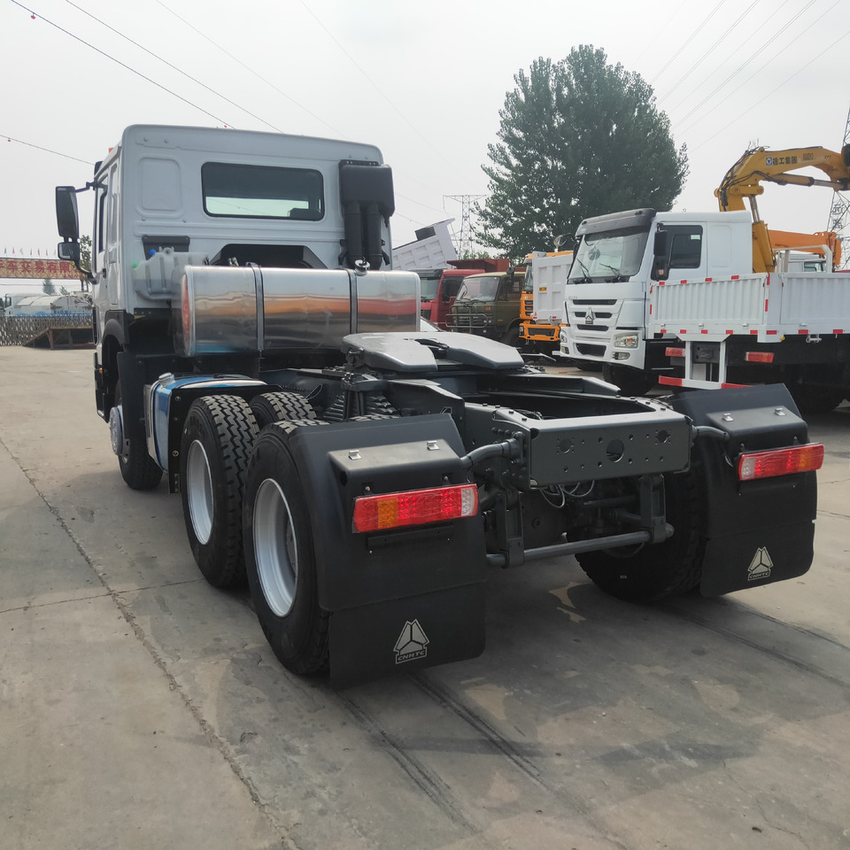SINOTRUK HOWO - Тягач: фото 5 SINOTRUK HOWO - Тягач: фото 5