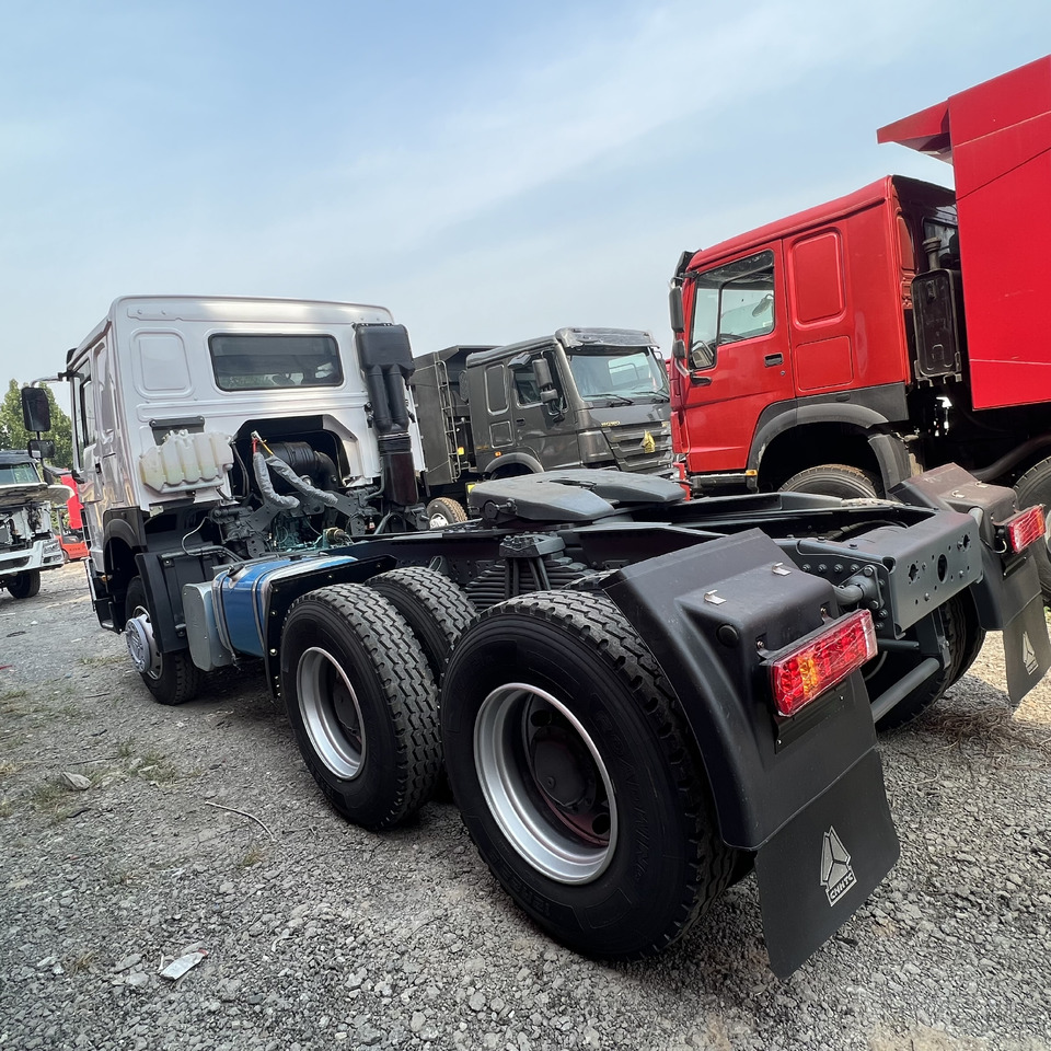 SINOTRUK HOWO tralier head - Тягач: фото 5 SINOTRUK HOWO tralier head - Тягач: фото 5