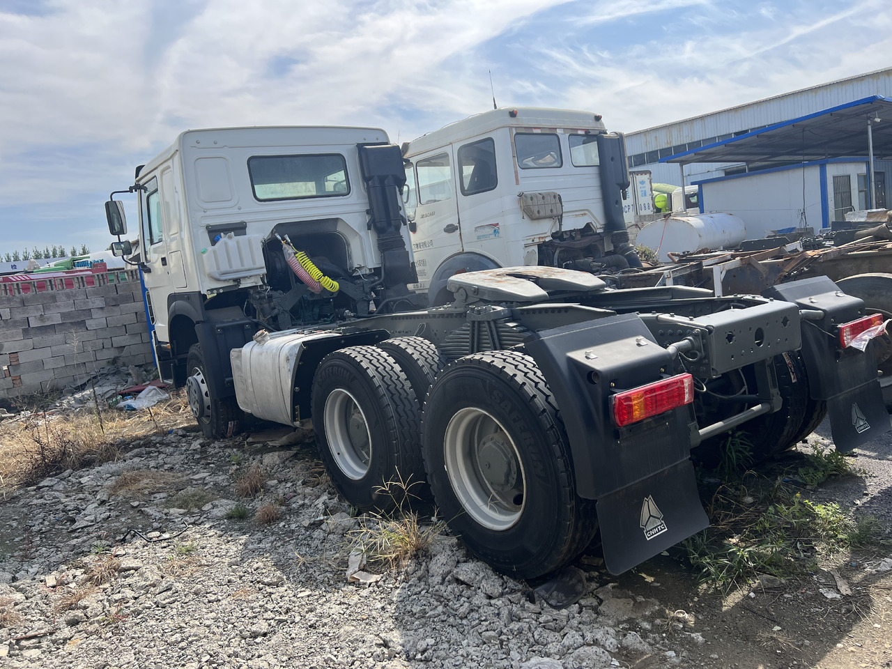 SINOTRUK Trailer head - Тягач: фото 5 SINOTRUK Trailer head - Тягач: фото 5