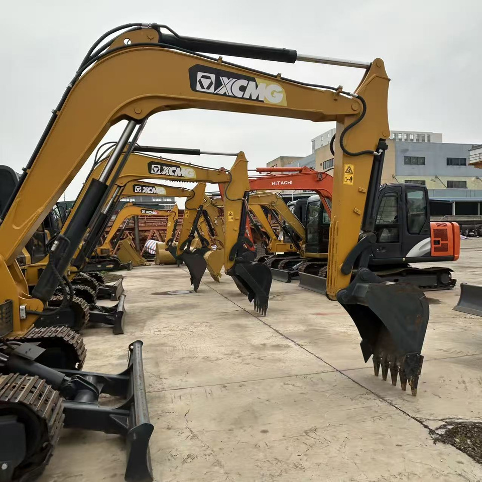 XCMG XE60 - Мини-экскаватор: фото 2 XCMG XE60 - Мини-экскаватор: фото 2