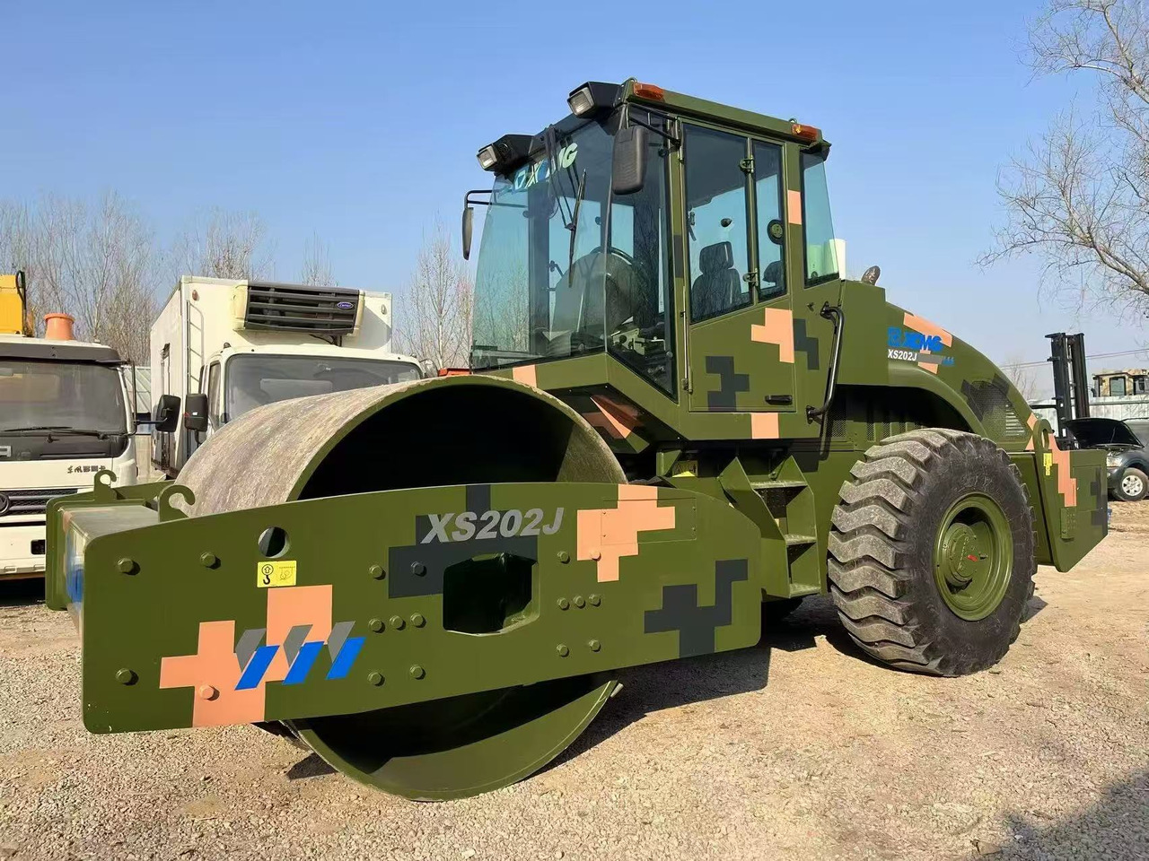 XCMG XS202J - Дорожный каток: фото 1 XCMG XS202J - Дорожный каток: фото 1