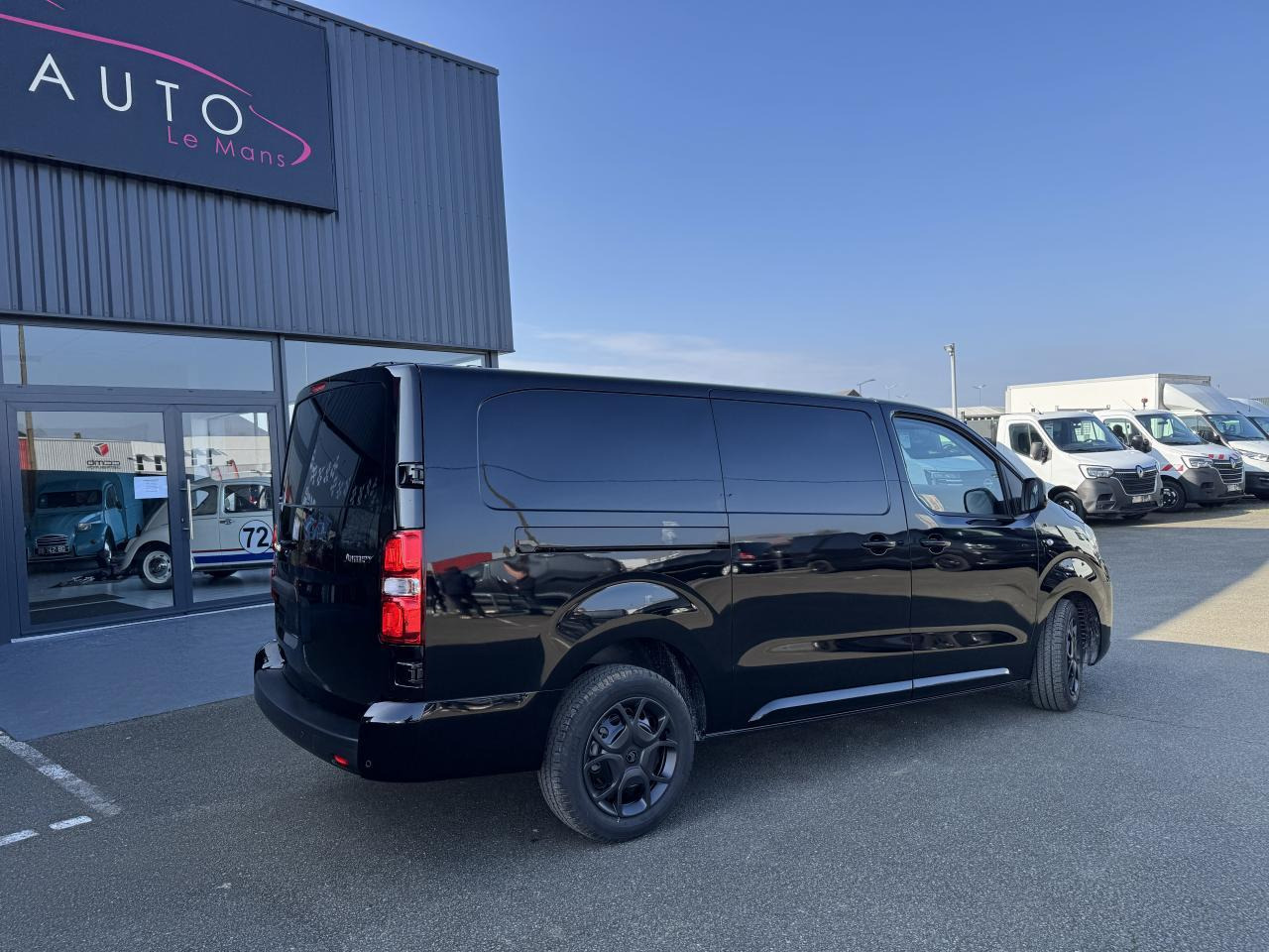 Citroen Jumpy 2 PLACES XL 2.0 BLUEHDI 180CH S&S PACK PREMIUM CONNECT EAT8 - Цельнометаллический фургон: фото 5 Citroen Jumpy 2 PLACES XL 2.0 BLUEHDI 180CH S&S PACK PREMIUM CONNECT EAT8 - Цельнометаллический фургон: фото 5