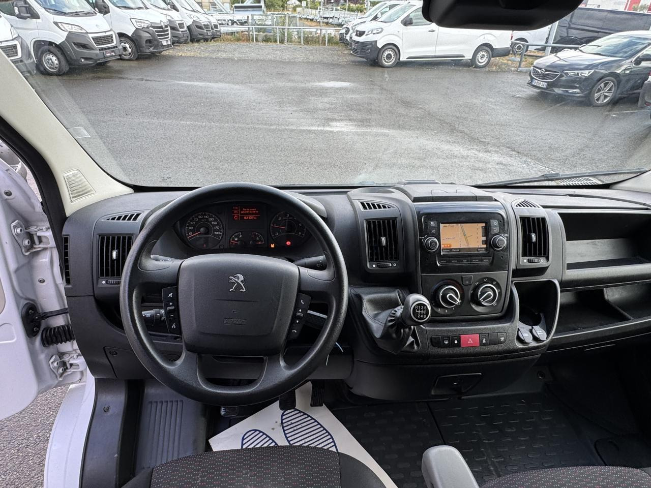 Peugeot Boxer 333 L2H2 2.2 BLUEHDI S&S 140CH ASPHALT - Цельнометаллический фургон: фото 3 Peugeot Boxer 333 L2H2 2.2 BLUEHDI S&S 140CH ASPHALT - Цельнометаллический фургон: фото 3