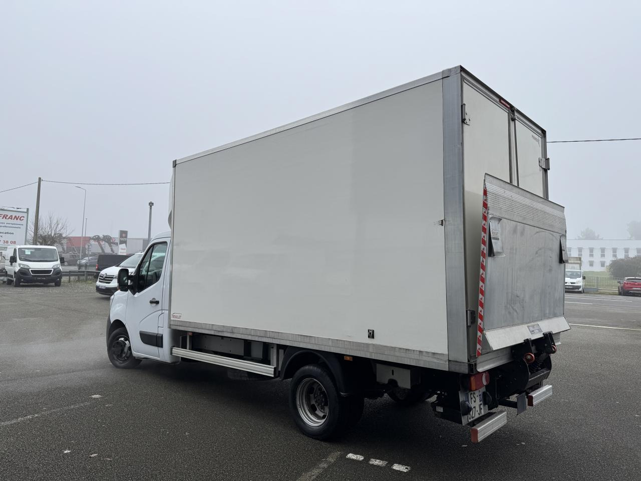 Малотоннажный фургон RENAULT MASTER 3T5 CAISSE 20M3 HAYON 2.3 DCI 145CH GRAND CONFORT: фото 9