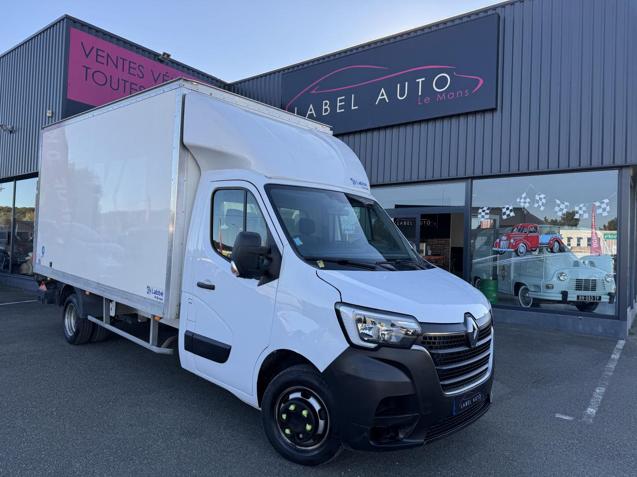 RENAULT Master Confort R3500 L2 2.3 dCi - 130 III CHASSIS CABINE Châssis Cabine L2 Propulsion PHASE 3 - Малотоннажный фургон: фото 2 RENAULT Master Confort R3500 L2 2.3 dCi - 130 III CHASSIS CABINE Châssis Cabine L2 Propulsion PHASE 3 - Малотоннажный фургон: фото 2