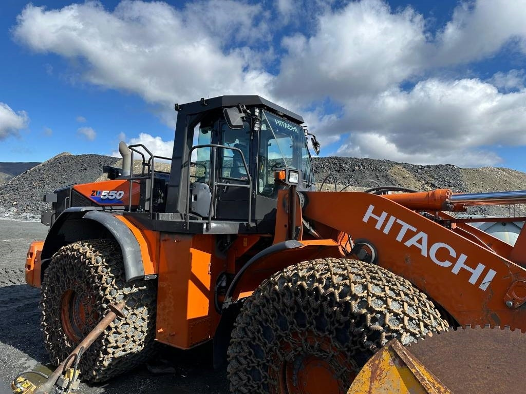 Hitachi ZW 550 - Колёсный погрузчик: фото 3 Hitachi ZW 550 - Колёсный погрузчик: фото 3