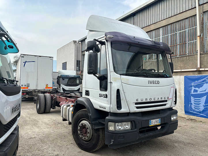 Eurocargo 180e28 - Грузовик-шасси: фото 1 Eurocargo 180e28 - Грузовик-шасси: фото 1