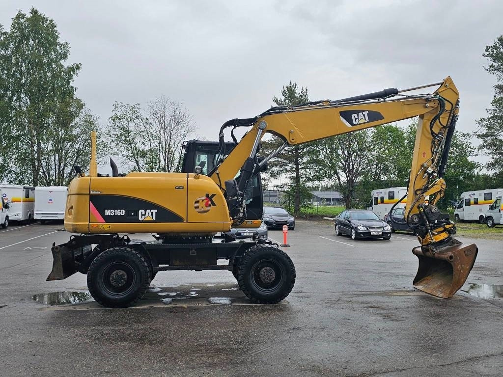 CAT M 316 D - Колёсный экскаватор: фото 5 CAT M 316 D - Колёсный экскаватор: фото 5