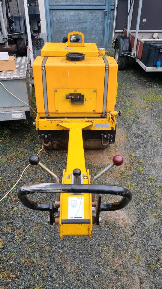 DVH 701 Weber Walze Glattmantel Walze Rüttelwalze Dublex Vibrationswalze Rüttelplatte Strassenwalze Plattenverdichter DVH 603 - Каток тротуарный: фото 4 DVH 701 Weber Walze Glattmantel Walze Rüttelwalze Dublex Vibrationswalze Rüttelplatte Strassenwalze Plattenverdichter DVH 603 - Каток тротуарный: фото 4