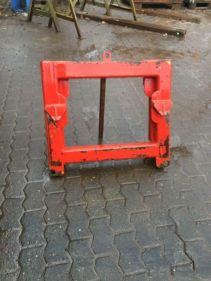 Dücker Adapterplatte Kommunale Anbauplatte Unimog Schneepflug mul - Сцепное устройство для Коммунальной и специальной техники: фото 1 Dücker Adapterplatte Kommunale Anbauplatte Unimog Schneepflug mul - Сцепное устройство для Коммунальной и специальной техники: фото 1