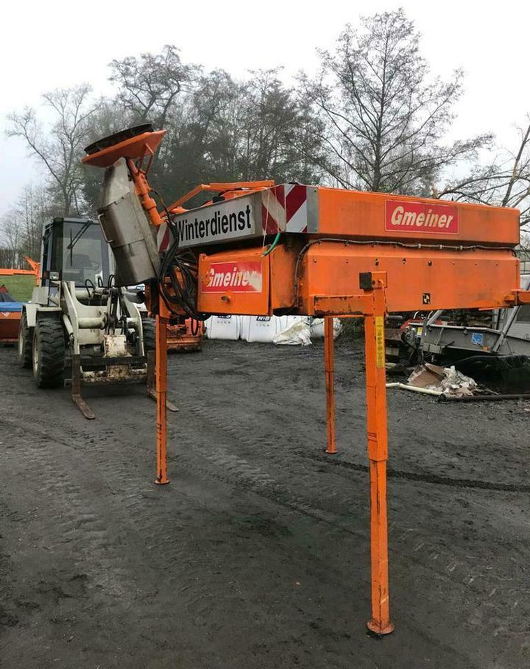 Gmeiner Salzstreuer 2m3 für Unimog 400 300 500 427 fendt xylon - Разбрасыватель песка/ Соли: фото 3 Gmeiner Salzstreuer 2m3 für Unimog 400 300 500 427 fendt xylon - Разбрасыватель песка/ Соли: фото 3