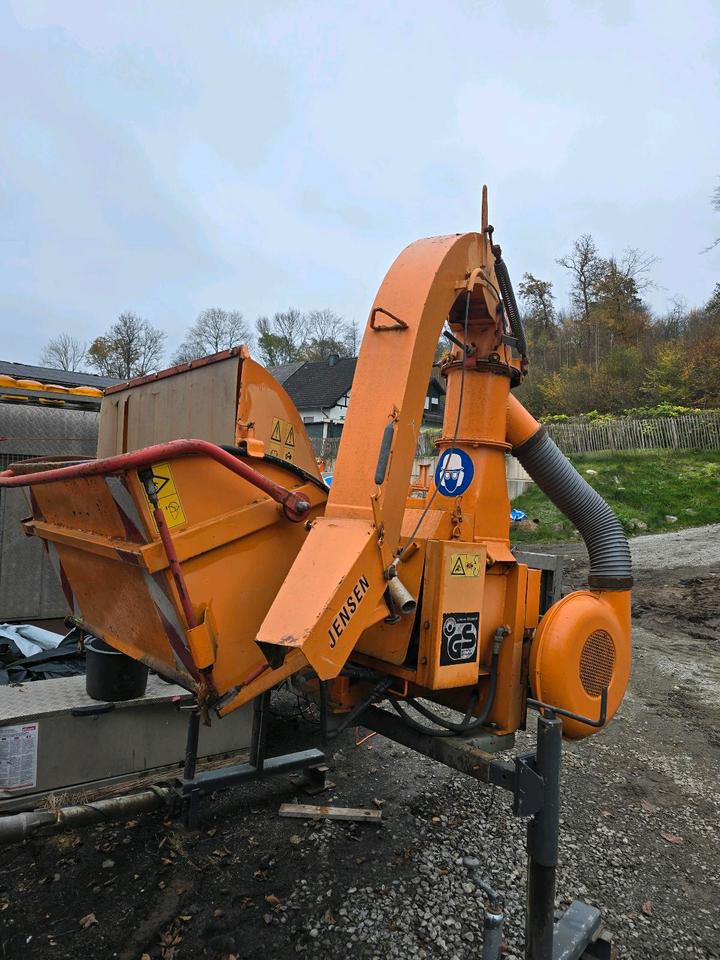 Jensen A328 Holhäcksler Holzhacker Holzschreder passend für Unimog 405 U 300 400 500 527 530 523 - Измельчитель древесины: фото 4 Jensen A328 Holhäcksler Holzhacker Holzschreder passend für Unimog 405 U 300 400 500 527 530 523 - Измельчитель древесины: фото 4