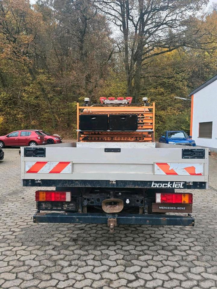 Mercedes-Benz Vario 613D Bluetec 5 Pritsche Doka LKW - Малотоннажный бортовой грузовик, Грузопассажирский фургон: фото 3 Mercedes-Benz Vario 613D Bluetec 5 Pritsche Doka LKW - Малотоннажный бортовой грузовик, Грузопассажирский фургон: фото 3