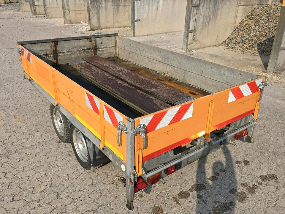 Mersch Hochlader Tieflader mit Auffahrrampen Anhänger PKW Tandemanhänger Wechselzugöse Höhenverstellbare Zugdeichsel - Прицеп бортовой/ Платформа: фото 5 Mersch Hochlader Tieflader mit Auffahrrampen Anhänger PKW Tandemanhänger Wechselzugöse Höhenverstellbare Zugdeichsel - Прицеп бортовой/ Платформа: фото 5
