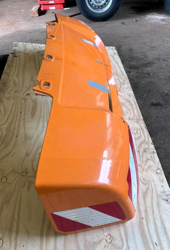 Motorhaube Unimog U 423 427 318 530 430 535 327 Mercedes-Benz 405 - Капот для Коммунальной и специальной техники: фото 3 Motorhaube Unimog U 423 427 318 530 430 535 327 Mercedes-Benz 405 - Капот для Коммунальной и специальной техники: фото 3