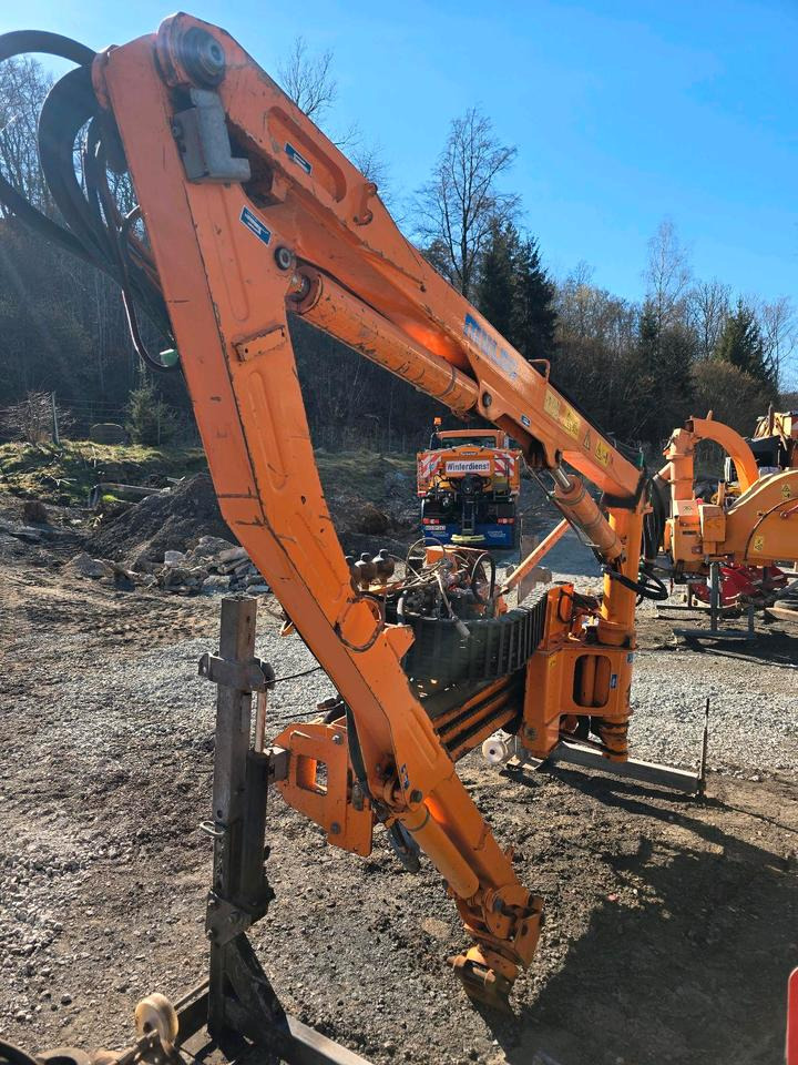 Mulag FME 700 MKM Mähausleger 2014 Böschungsmäher Böschungsmulcher Hangmäher Mähtronic Dücker FMK DUA UNA Unimog 405 U400 - Манипуляторная косилка: фото 4 Mulag FME 700 MKM Mähausleger 2014 Böschungsmäher Böschungsmulcher Hangmäher Mähtronic Dücker FMK DUA UNA Unimog 405 U400 - Манипуляторная косилка: фото 4
