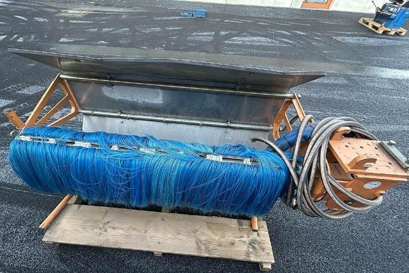 Mulag FWB 1600 Fläschenwaschbürste Tunnelwaschbürste Mähausleger Böschungsmäher Böschungsmulcher FME MKM FMK Dücker DUA UNA 500 600 700 MHU 800 - Щетка: фото 2 Mulag FWB 1600 Fläschenwaschbürste Tunnelwaschbürste Mähausleger Böschungsmäher Böschungsmulcher FME MKM FMK Dücker DUA UNA 500 600 700 MHU 800 - Щетка: фото 2