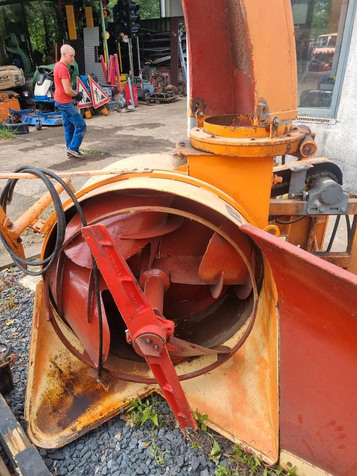 Schmidt S3 Schneeschleuder Schneefräse 240cm für Unimog U300 400 500 405 427 423 429 530 535 Schneepflug Schneeschild Scheeschieber Winterdienst Schmidt Beilhack - Роторный снегоочиститель: фото 4 Schmidt S3 Schneeschleuder Schneefräse 240cm für Unimog U300 400 500 405 427 423 429 530 535 Schneepflug Schneeschild Scheeschieber Winterdienst Schmidt Beilhack - Роторный снегоочиститель: фото 4