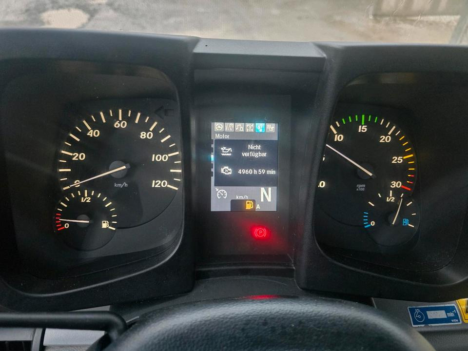 Снегоуборочная машина Unimog U 430 EAS Easy-Drive Variopilot U527 535 430 427 423 Mercedes-Benz 405 UGE UGN Hydrostat: фото 12 Снегоуборочная машина Unimog U 430 EAS Easy-Drive Variopilot U527 535 430 427 423 Mercedes-Benz 405 UGE UGN Hydrostat: фото 12