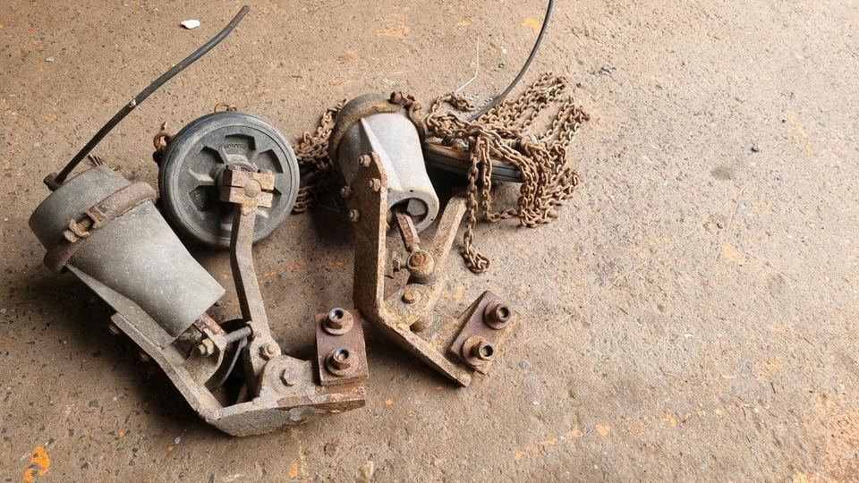Unterwurfketten Schleuderketten Schneeketten Unimog Mercedes Benz 405 U300 U 400 500 423 429 530 318 427 - Шины и диски для Коммунальной и специальной техники: фото 2 Unterwurfketten Schleuderketten Schneeketten Unimog Mercedes Benz 405 U300 U 400 500 423 429 530 318 427 - Шины и диски для Коммунальной и специальной техники: фото 2