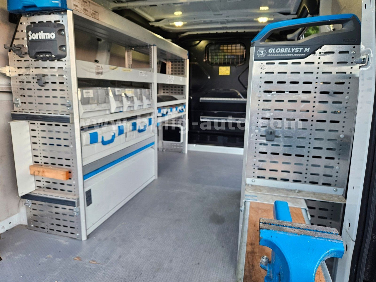 Пассажирский фургон Ford Transit Custom Sortimo Werkstatt AHK: фото 9