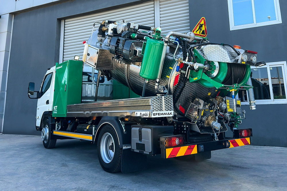 EFEMMAK S-Combi Combined Sewer Jetting And Vacuum Vehicle - Ассенизатор: фото 4 EFEMMAK S-Combi Combined Sewer Jetting And Vacuum Vehicle - Ассенизатор: фото 4