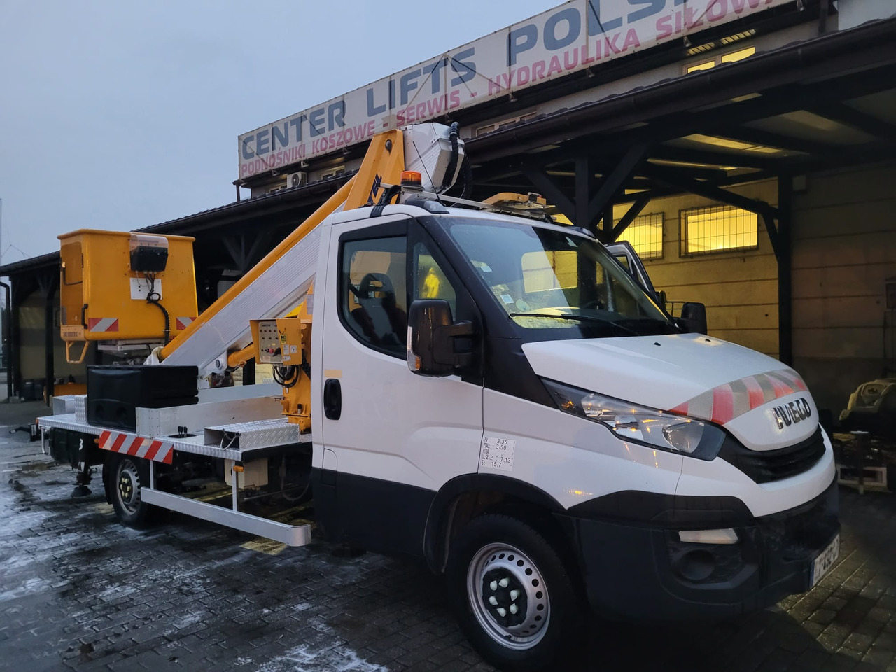 Multitel MT 202DS - Грузовик с подъемником: фото 1 Multitel MT 202DS - Грузовик с подъемником: фото 1