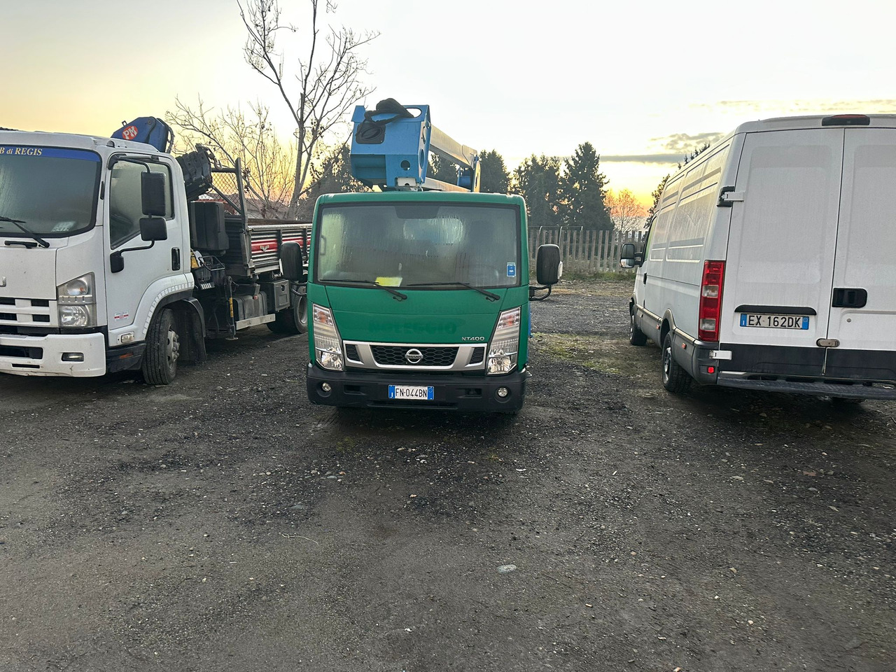 Socage 20D - Грузовик с подъемником: фото 1 Socage 20D - Грузовик с подъемником: фото 1