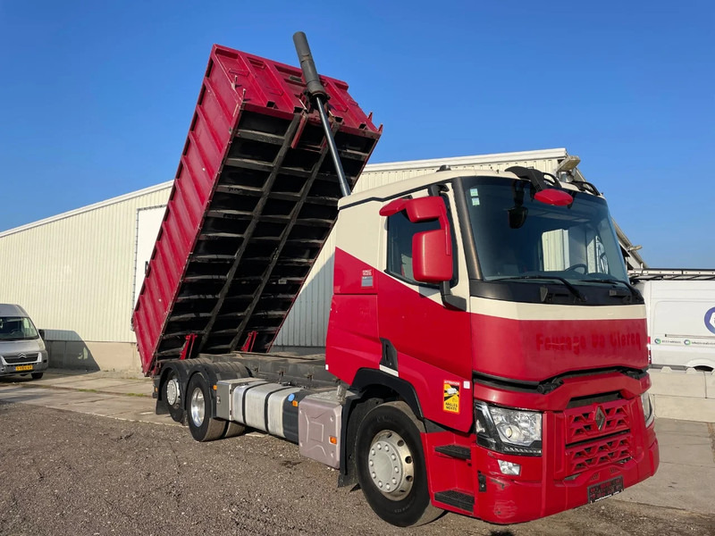 Renault T / 6x2 VOLLEDIG LUCHTGEVEERD / ALU VELGEN / HANDGESCHAKELD / LOW KM / ALU KIPPER 22.5 M3 - Самосвал: фото 1 Renault T / 6x2 VOLLEDIG LUCHTGEVEERD / ALU VELGEN / HANDGESCHAKELD / LOW KM / ALU KIPPER 22.5 M3 - Самосвал: фото 1