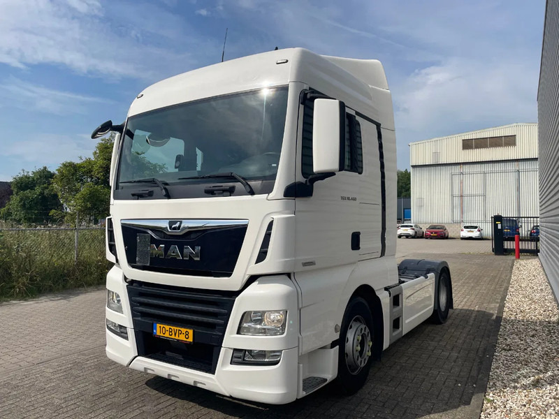 MAN TGX 18.460 / 4x2 / RETARDER / APK - TUV JUNI 2026 / - Тягач: фото 2 MAN TGX 18.460 / 4x2 / RETARDER / APK - TUV JUNI 2026 / - Тягач: фото 2