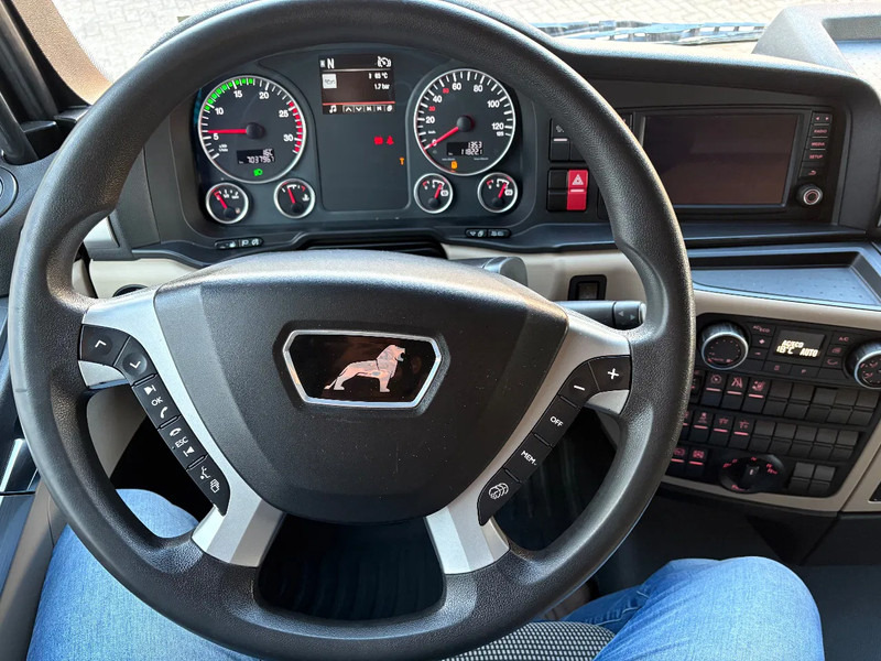 MAN TGX 18.500 4x2 / YEAR 2019 / RETARDER / - Тягач: фото 2 MAN TGX 18.500 4x2 / YEAR 2019 / RETARDER / - Тягач: фото 2