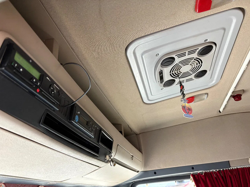 Тягач Scania R500 V8 / 6x4 / HANDGESCHAKELD / SCHUIFSCHOTEL / HYDRAULIEK / RETARDER /: фото 16 Тягач Scania R500 V8 / 6x4 / HANDGESCHAKELD / SCHUIFSCHOTEL / HYDRAULIEK / RETARDER /: фото 16