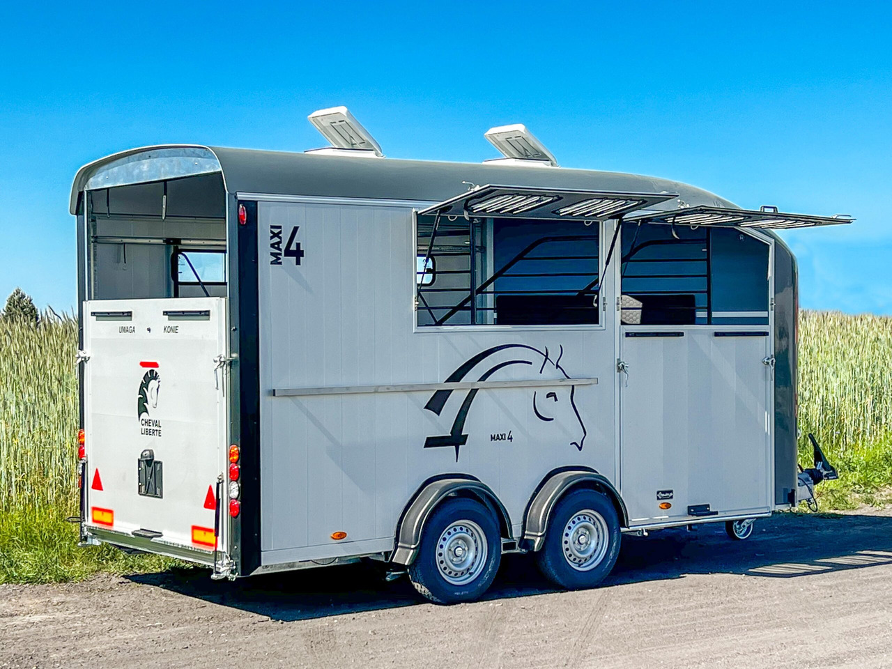 CHEVAL LIBERTÉ MAXI 4 - OPTIMAX - Прицеп-коневоз: фото 3 CHEVAL LIBERTÉ MAXI 4 - OPTIMAX - Прицеп-коневоз: фото 3