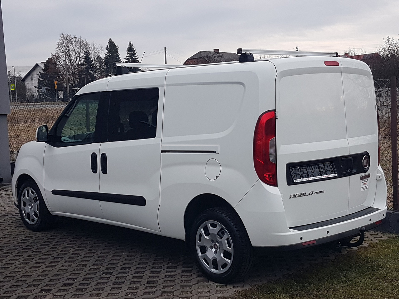 FIAT FIAT DOBLO DŁUGI 1,6 16V DIESEL EURO-6CH MULTIJET DOBLO DŁUGI 1,6 16V DIESEL EURO-6CH MULTIJET 105 KM 6-BIEGÓW MANUAL MAXI WERSJA 5 – OSÓB - Лёгкий коммерческий автомобиль, Грузопассажирский фургон: фото 3 FIAT FIAT DOBLO DŁUGI 1,6 16V DIESEL EURO-6CH MULTIJET DOBLO DŁUGI 1,6 16V DIESEL EURO-6CH MULTIJET 105 KM 6-BIEGÓW MANUAL MAXI WERSJA 5 – OSÓB - Лёгкий коммерческий автомобиль, Грузопассажирский фургон: фото 3