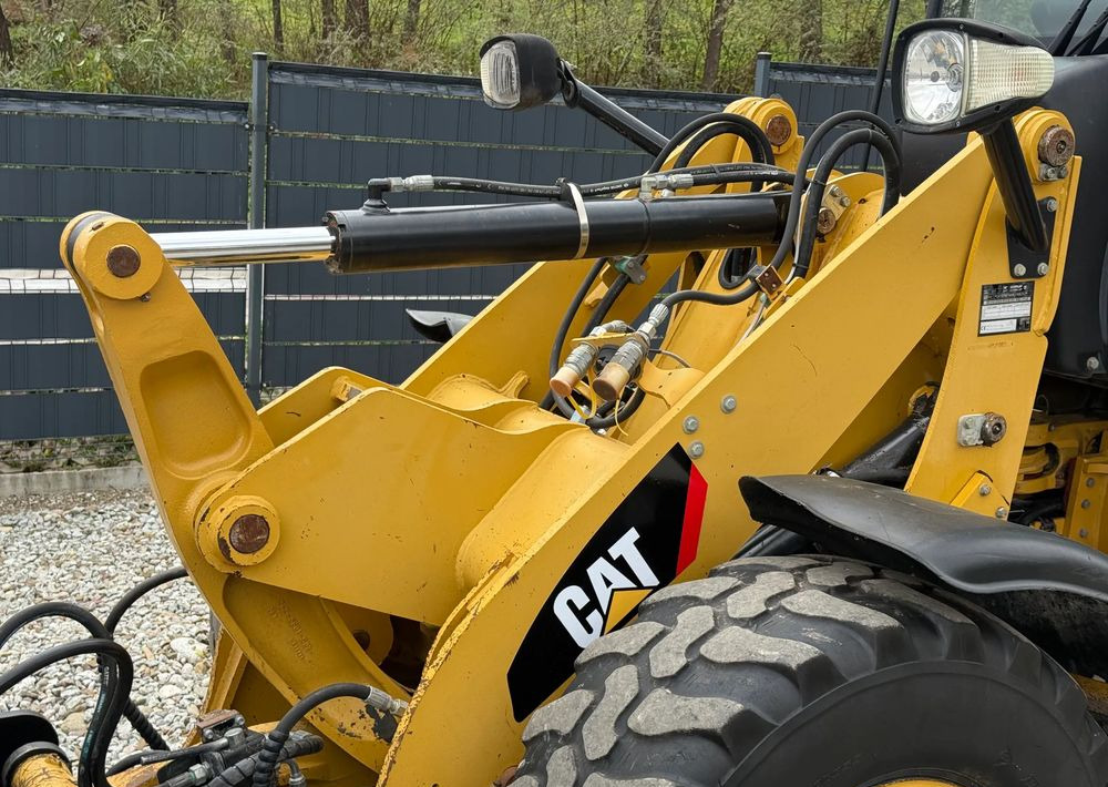 Caterpillar * CAT 907 H * Ładowarka * Sprowadzona * Bardzo Dobry Stan - Колёсный погрузчик: фото 4 Caterpillar * CAT 907 H * Ładowarka * Sprowadzona * Bardzo Dobry Stan - Колёсный погрузчик: фото 4