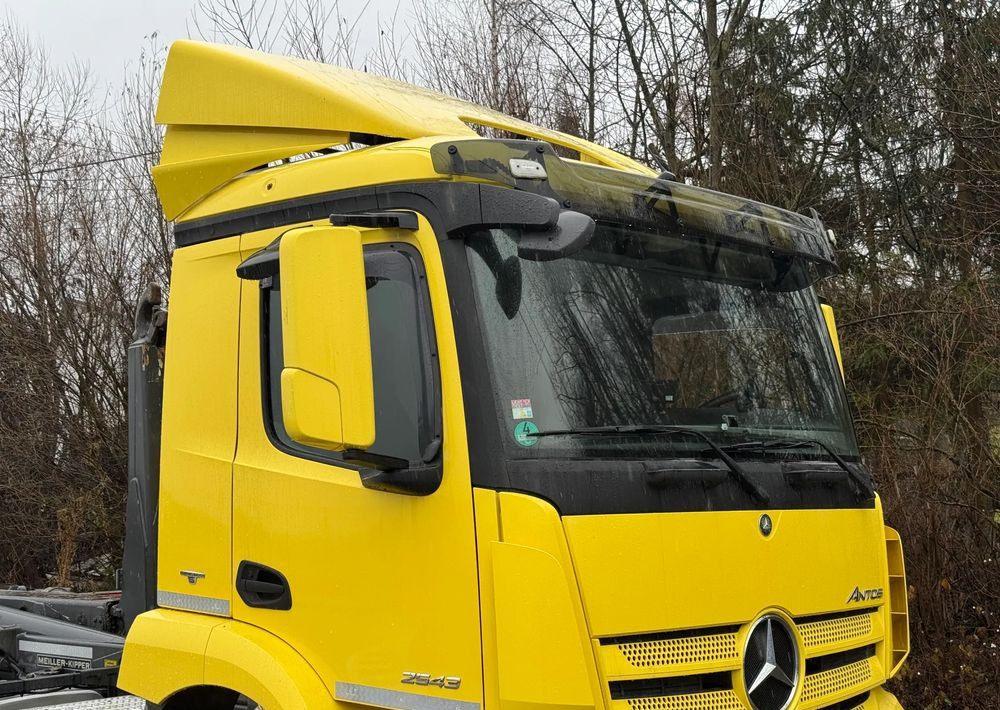 Mercedes-Benz * Hakowiec * Mercedes Antos 2543 * Sprowadzony * Stan Perfekcyjny - Крюковой мультилифт: фото 5 Mercedes-Benz * Hakowiec * Mercedes Antos 2543 * Sprowadzony * Stan Perfekcyjny - Крюковой мультилифт: фото 5