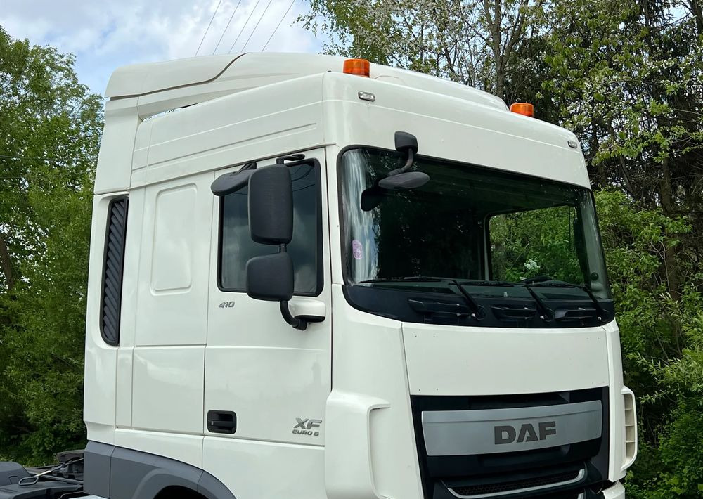 DAF *DAF XF 106 410 Euro 6 * Sprowadzony * Klima Retarder * Bardzo Dobry Stan * Ciągnik Siodłowy - Тягач: фото 4 DAF *DAF XF 106 410 Euro 6 * Sprowadzony * Klima Retarder * Bardzo Dobry Stan * Ciągnik Siodłowy - Тягач: фото 4