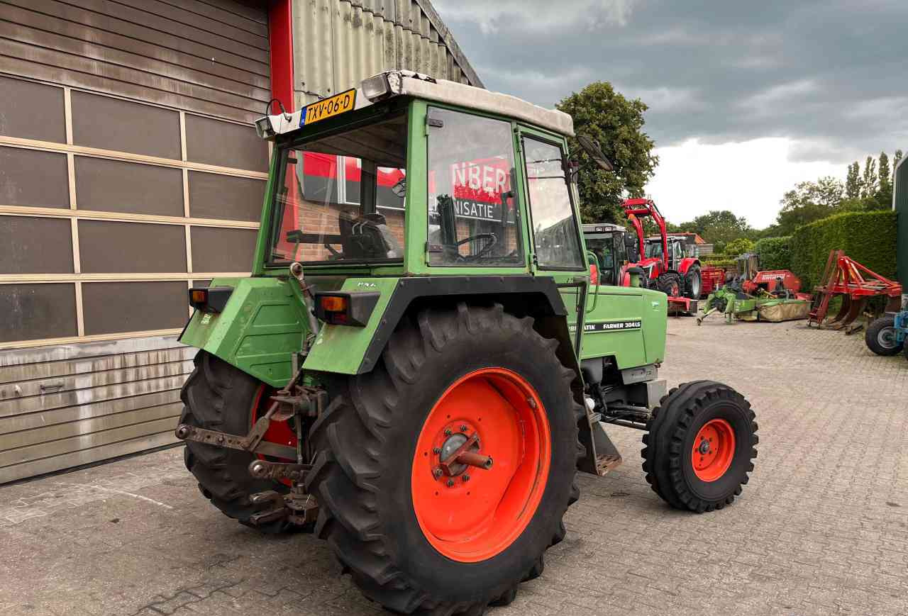Fendt Farmer 304LS Tractoren - Трактор: фото 4 Fendt Farmer 304LS Tractoren - Трактор: фото 4