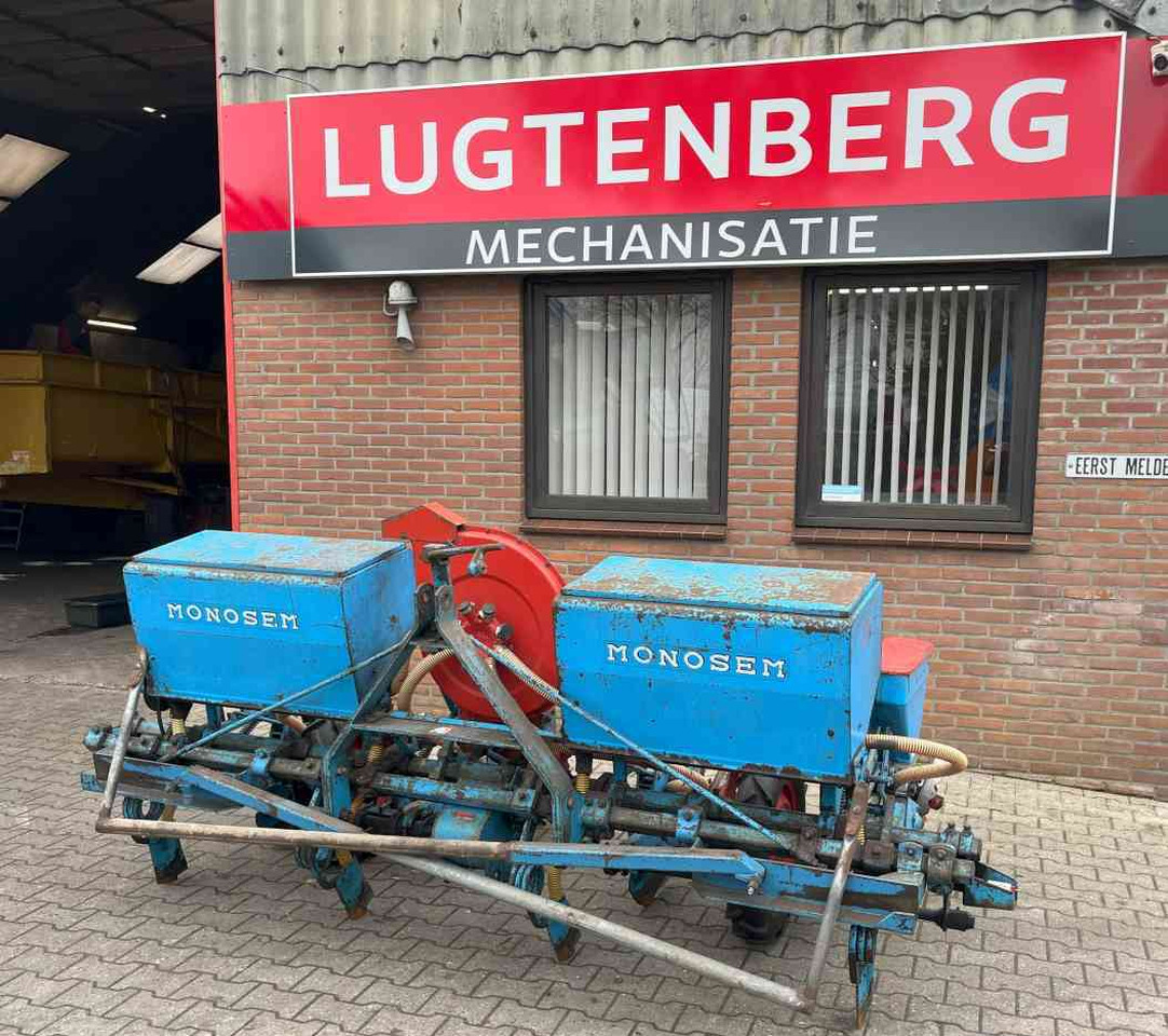 Monosem Maiszaaimachine, zaaimachines - Сеялка точного высева: фото 1 Monosem Maiszaaimachine, zaaimachines - Сеялка точного высева: фото 1