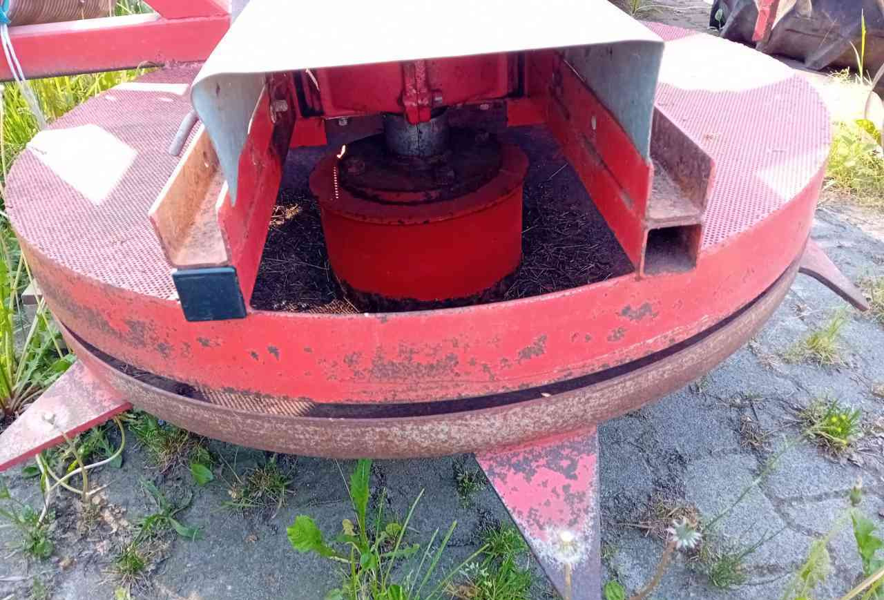 Vliebo VLK1100 kuilverdeler - Измельчитель соломы: фото 5 Vliebo VLK1100 kuilverdeler - Измельчитель соломы: фото 5