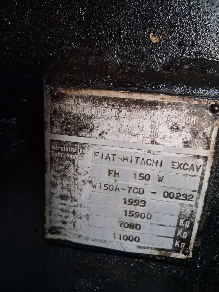 FH FH 150 A - Колёсный экскаватор: фото 3 FH FH 150 A - Колёсный экскаватор: фото 3