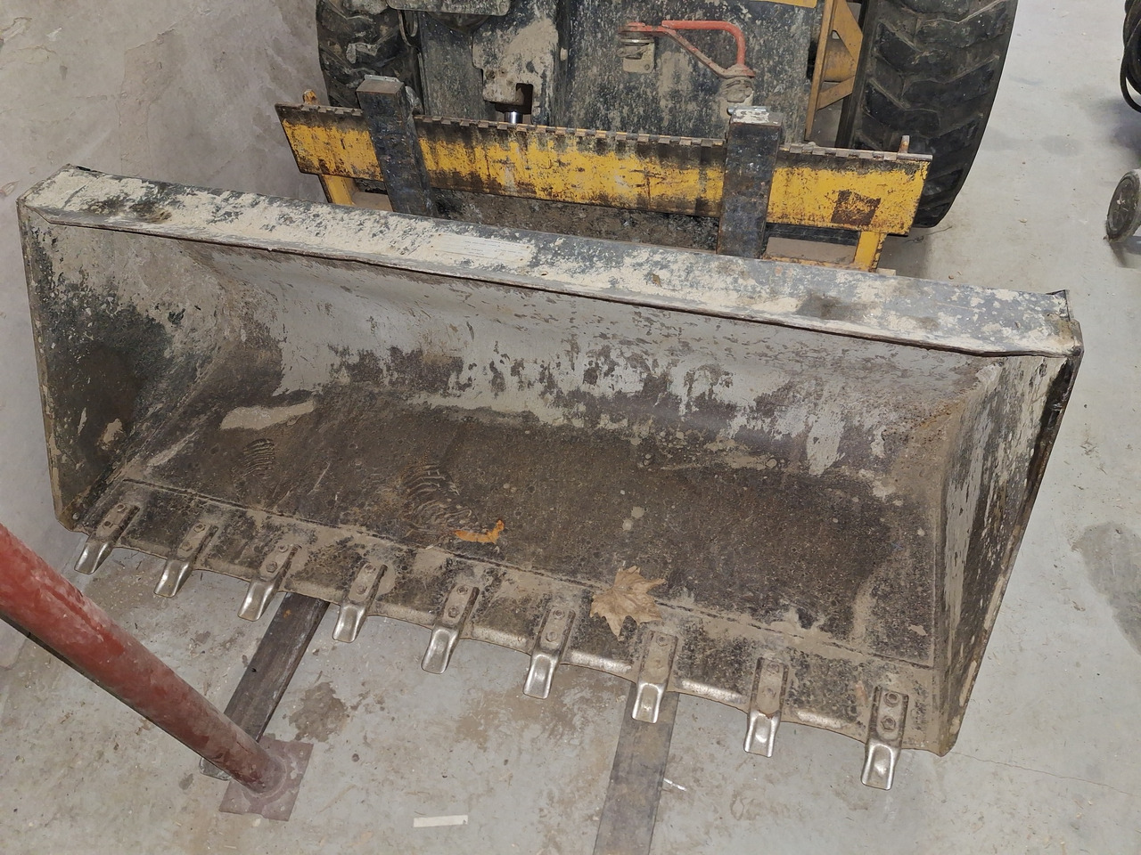 JCB ROBOT 170 - Мини-погрузчик с бортовым поворотом: фото 4 JCB ROBOT 170 - Мини-погрузчик с бортовым поворотом: фото 4