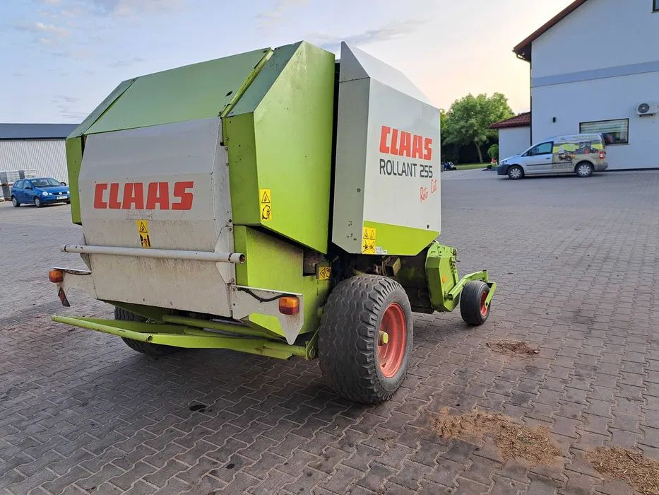 Claas Rollant 255 RC - Пресс-подборщик рулонный: фото 2 Claas Rollant 255 RC - Пресс-подборщик рулонный: фото 2