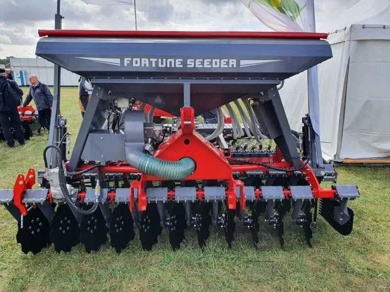 Siewnik pneumatyczny FORTUNE SEEDER 3m AMJ AGRO , BRASTAL - Сеялка: фото 1 Siewnik pneumatyczny FORTUNE SEEDER 3m AMJ AGRO , BRASTAL - Сеялка: фото 1
