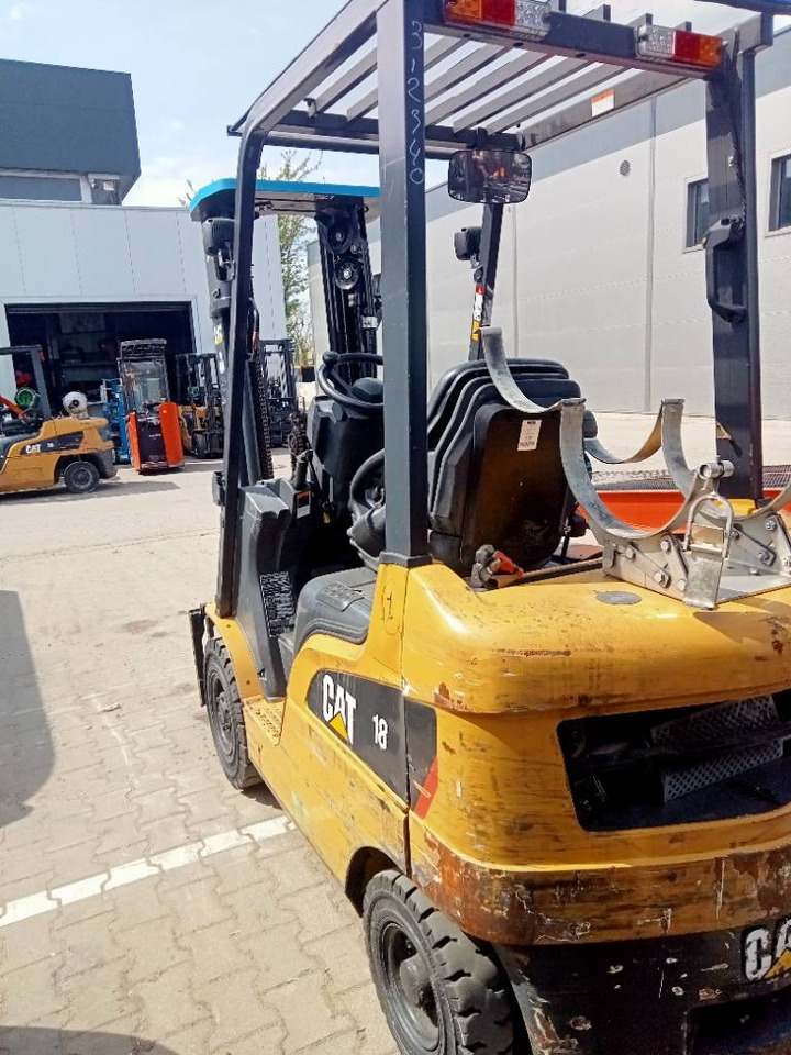 CAT GP 18 NT - Газовый погрузчик: фото 2 CAT GP 18 NT - Газовый погрузчик: фото 2