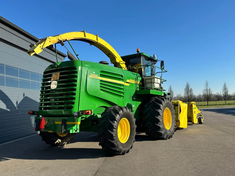 John Deere 7300 - Кормоуборочный комбайн: фото 4 John Deere 7300 - Кормоуборочный комбайн: фото 4