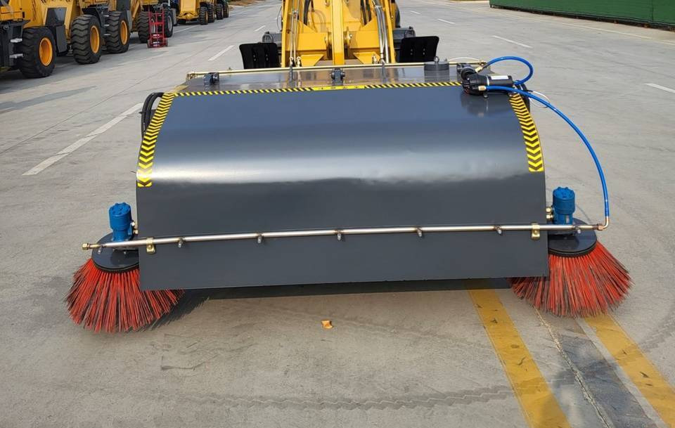 NEW MAXUS Road Sweeper Wheeled Loader Warranty up to 10 YEARS | НОВА MAXUS Замітальна машина Колісний навантажувач Гарантія до 10 РОКІВ - Колёсный погрузчик: фото 3 NEW MAXUS Road Sweeper Wheeled Loader Warranty up to 10 YEARS | НОВА MAXUS Замітальна машина Колісний навантажувач Гарантія до 10 РОКІВ - Колёсный погрузчик: фото 3